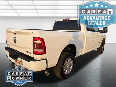 Used 2024 RAM 2500 Laramie AWD/4WD image 2