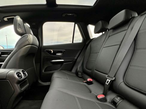 Certified 2026 Mercedes-Benz GLC 300 4MATIC image 27