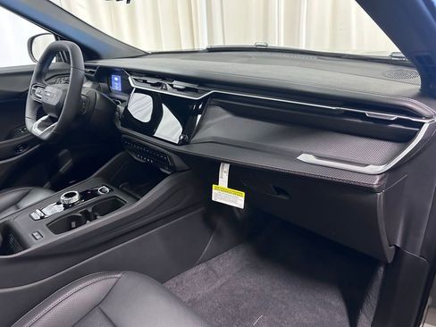 New 2026 Jeep Cherokee Overland image 24