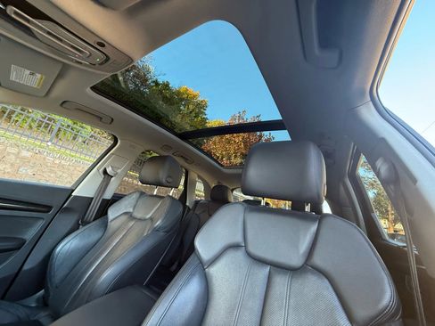 Used 2019 Audi Q5 2.0T Premium Plus image 17