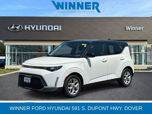 Used 2024 Kia Soul S FWD image 1