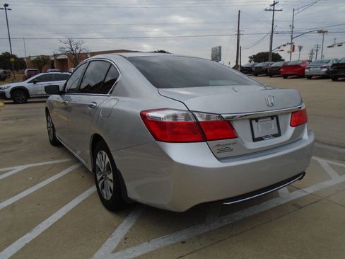 Used 2014 Honda Accord LX image 7