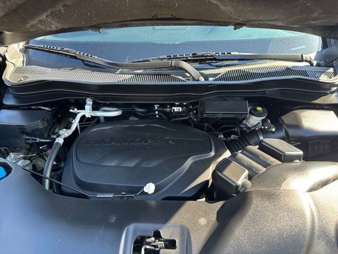 Used 2021 Honda Pilot Touring image 27