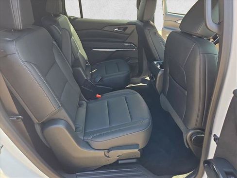 Used 2026 Chevrolet Traverse LT AWD/4WD image 21