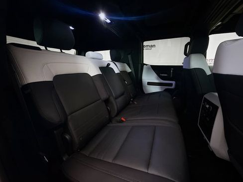 Used 2024 GMC Hummer EV 2X w/ Extreme Off-Road Package AWD/4WD image 29
