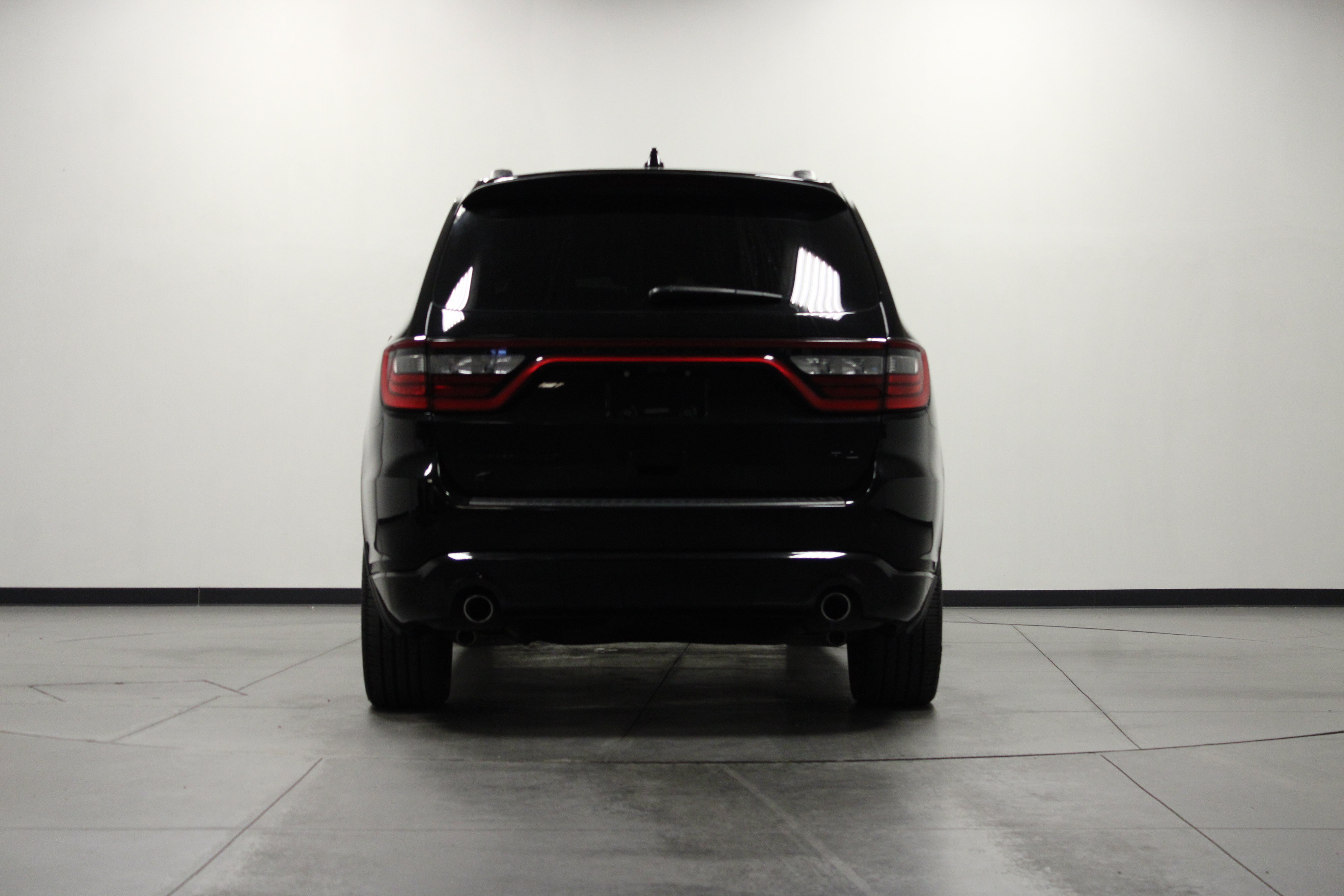 Used 2023 Dodge Durango R/T w/ Blacktop Package AWD/4WD image 5