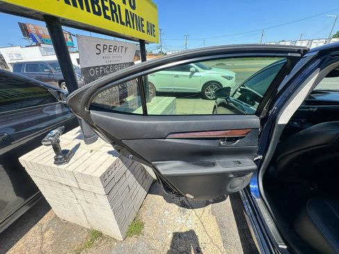 Used 2013 Lexus ES 350 w/ Luxury Pkg FWD image 14