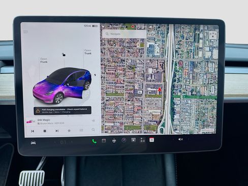 Used 2023 Tesla Model Y Long Range AWD/4WD image 9
