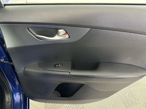 Used 2021 Kia Forte LXS image 26