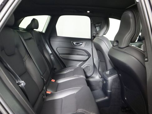 Used 2024 Volvo XC60 T8 Ultimate image 15