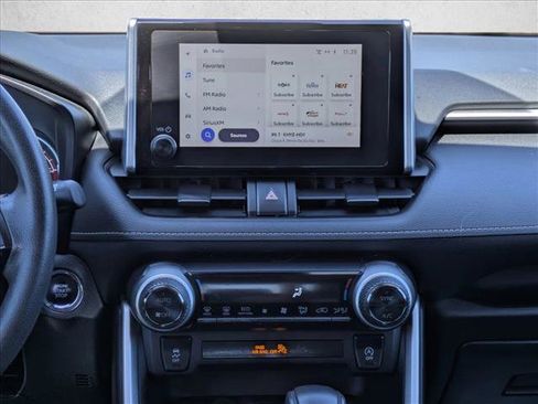 Used 2023 Toyota RAV4 XLE FWD image 14