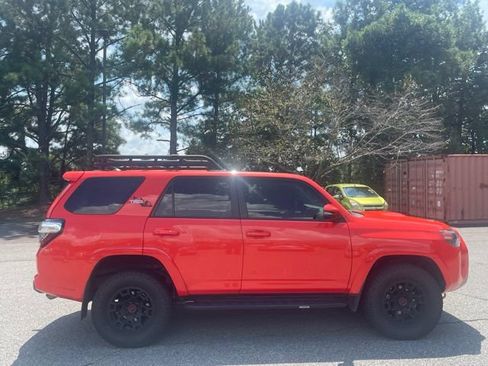 Used 2024 Toyota 4Runner TRD Off-Road Premium w/ Moonroof Package AWD/4WD image 6