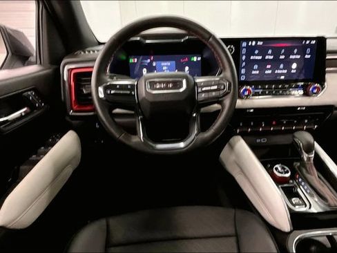 Used 2024 GMC Canyon AT4X AWD/4WD image 6