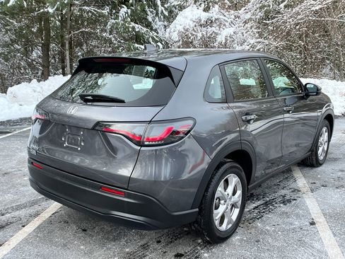 Used 2024 Honda HR-V LX image 5