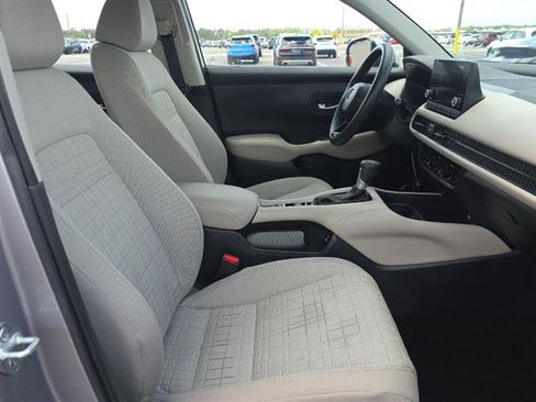Used 2025 Honda HR-V LX image 7