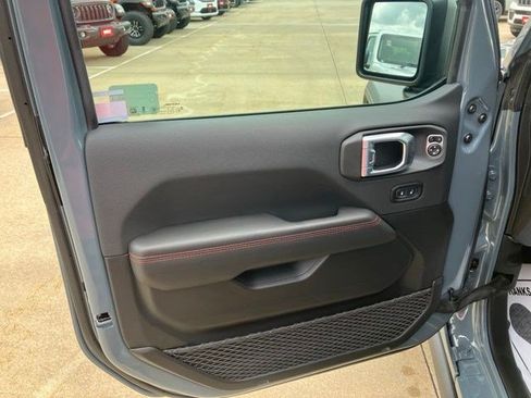 New 2026 Jeep Wrangler Unlimited Rubicon AWD/4WD image 9