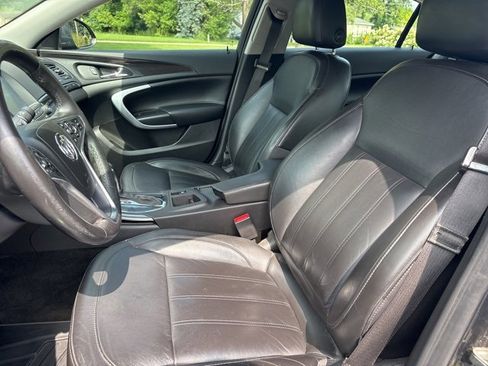 Used 2016 Buick Regal Premium image 16