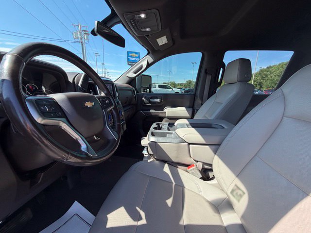 Used 2022 Chevrolet Silverado 2500 LTZ AWD/4WD image 12