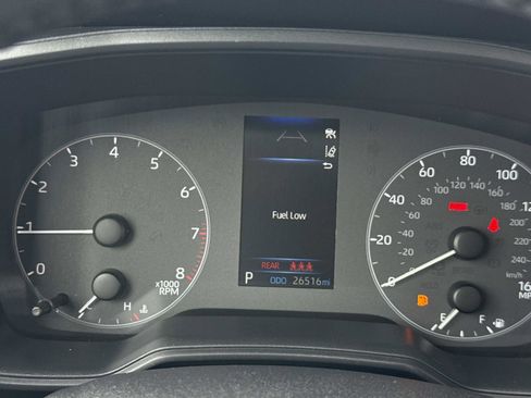 Used 2025 Toyota Corolla Cross LE w/ Moonroof Package image 19