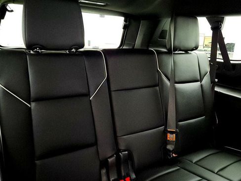 Used 2023 Cadillac Escalade ESV Sport w/ Touring Package AWD/4WD image 23