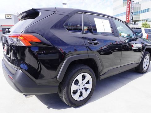 Certified 2025 Toyota RAV4 LE FWD image 7