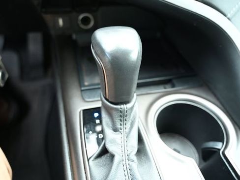 Used 2024 Toyota Camry SE image 27