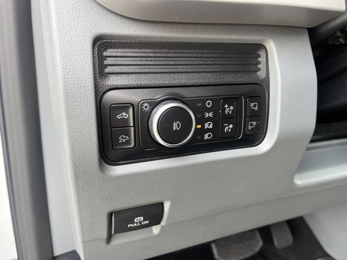 Used 2026 Ford F250 XLT w/ XLT Premium Package AWD/4WD image 22