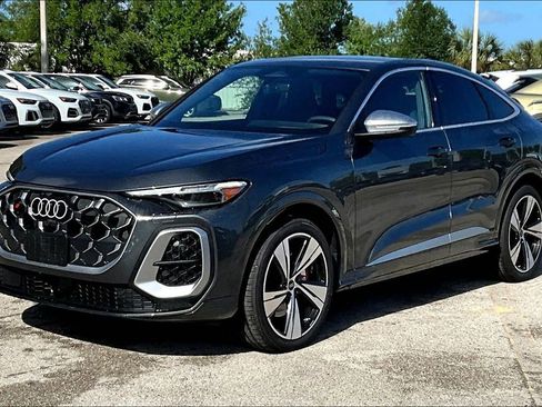 New 2026 Audi SQ5 Premium Plus image 9
