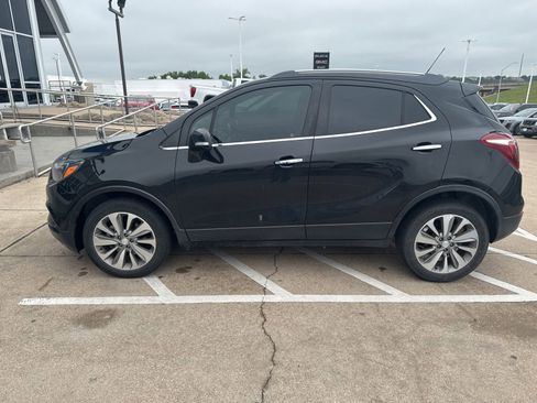 Used 2019 Buick Encore Preferred FWD image 2