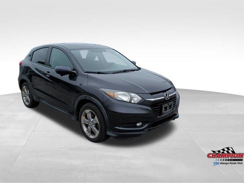 Used 2017 Honda HR-V EX image 8