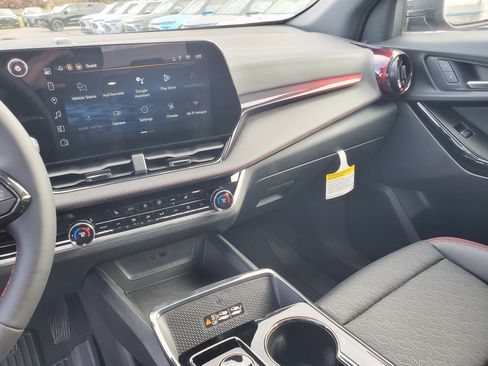 New 2026 Chevrolet Equinox RS w/ LPO, Floor Liner Package FWD image 15