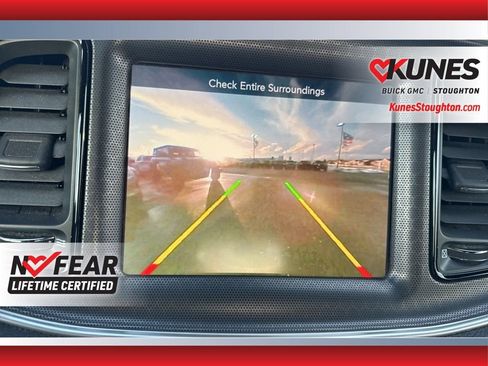 Used 2015 Dodge Challenger SXT Plus image 26