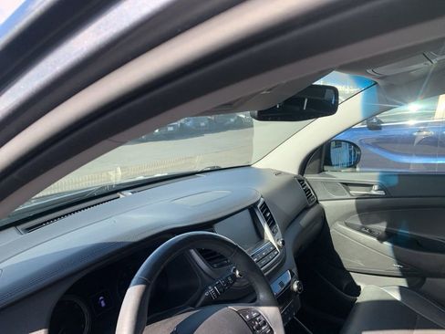 Used 2018 Hyundai Tucson Limited image 17