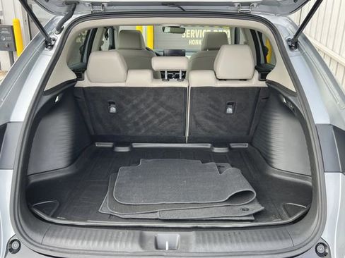 Used 2023 Honda HR-V EX-L image 10