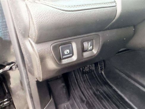 Used 2017 GMC Acadia SLT w/ LPO, Floor Liner Package AWD/4WD image 29