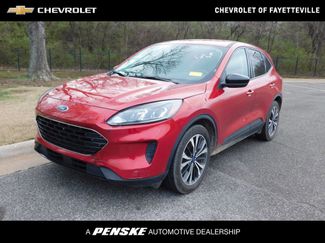 Used 2022 Ford Escape SE w/ SE Sport Appearance Package video 1