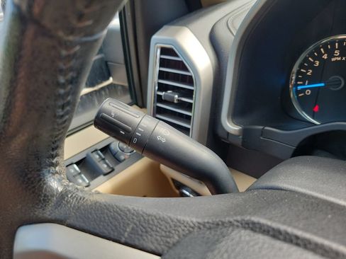 Used 2015 Ford F150 Lariat AWD/4WD image 16