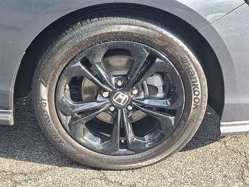 Used 2025 Honda Accord SE image 8