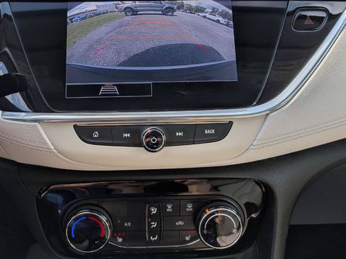 Used 2020 Buick Encore GX Preferred w/ Cold Weather Comfort Package AWD/4WD image 16
