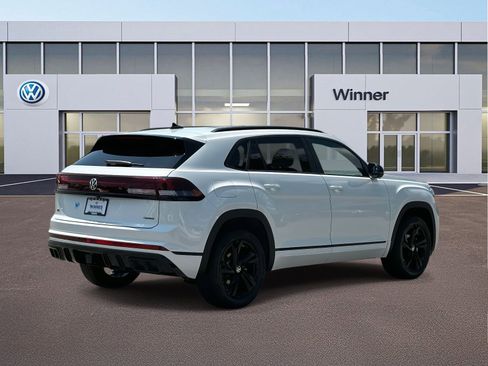 Used 2025 Volkswagen Atlas Cross Sport SEL R-Line image 6