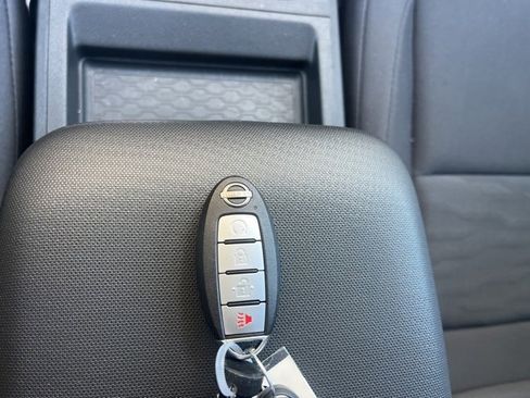 Used 2023 Nissan Frontier S w/ Technology Package image 19