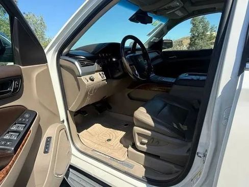 Used 2015 Chevrolet Tahoe LTZ RWD image 8