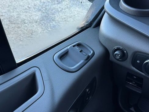 New 2025 Ford Transit 350 XLT image 19