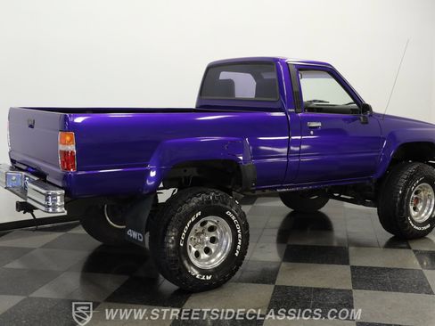 Used 1987 Toyota Pickup 4x4 Regular Cab image 11