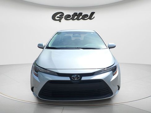 Used 2024 Toyota Corolla LE image 8