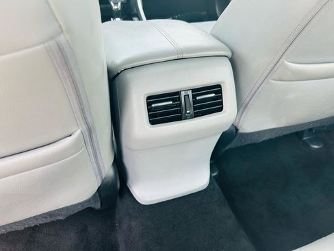 Used 2016 Honda Accord EX-L image 28