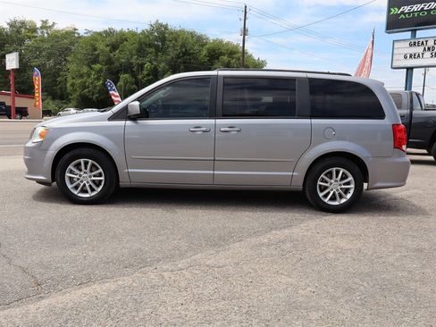 Used 2015 Dodge Grand Caravan SXT FWD image 11