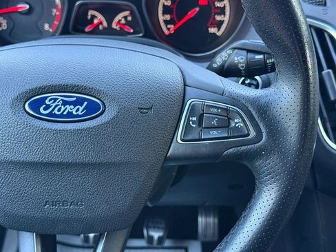 Used 2018 Ford Focus ST FWD image 15