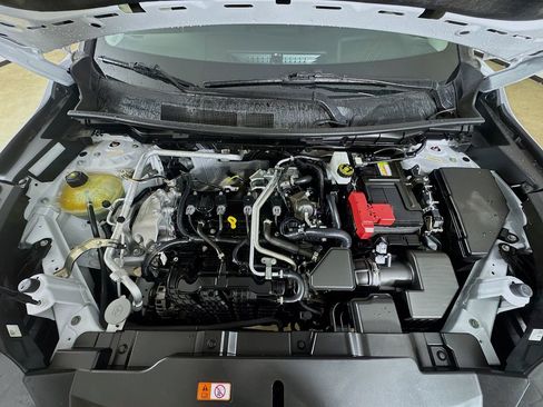 Used 2024 Mitsubishi Outlander ES image 24