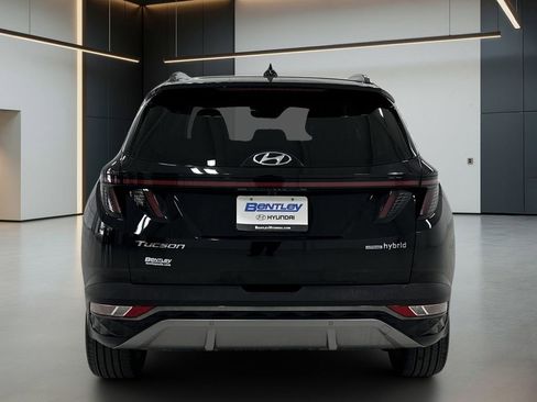 Certified 2024 Hyundai Tucson Limited AWD/4WD image 4